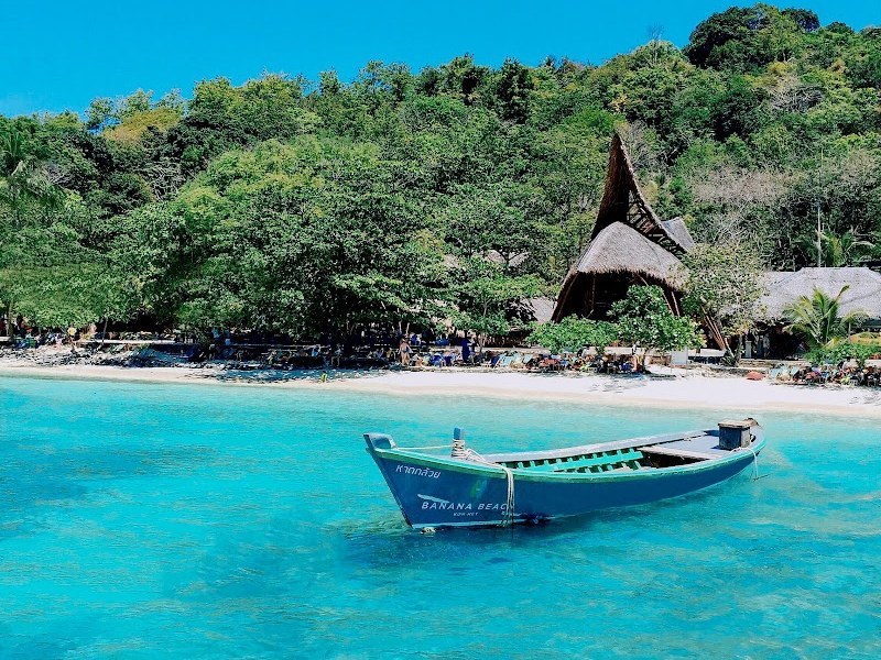 บานาน่าบีช เกาะเฮ จ.ภูเก็ต