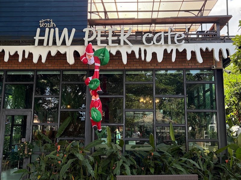 Hiw Peek Cafe & Restaurant