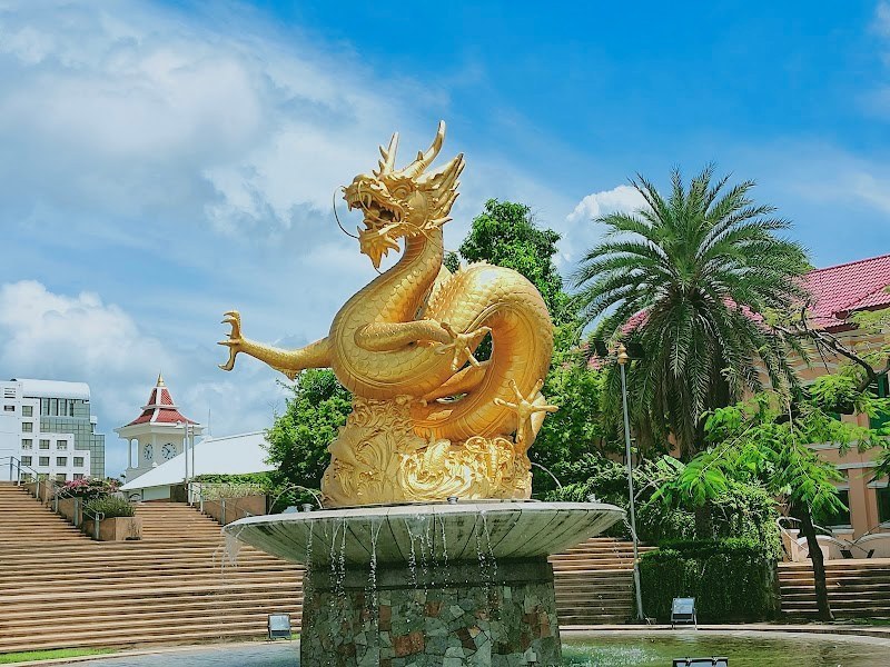 สวนเฉลิมพระเกียรติ 72 พรรษา มหาราชินี