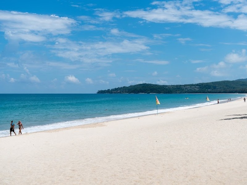 หาดบางเทา